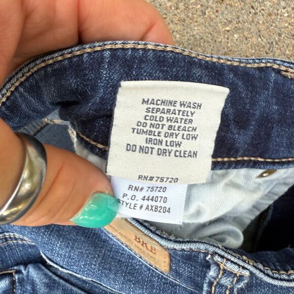 Buckle BKE Victoria Universal Fit Mid Rise Skinny Jeans Size 26 AXB204 - Picture 6 of 10